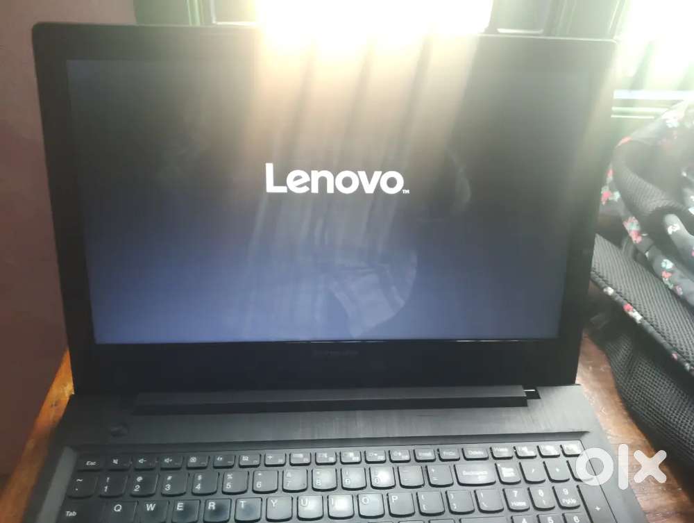 Lenovo i5/8gb/500gb/15.6 inch display