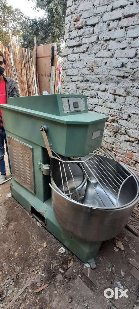 Old bakery commercial baking equipments oven mixer spiral palentry