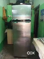 Whirlpool double door fridge