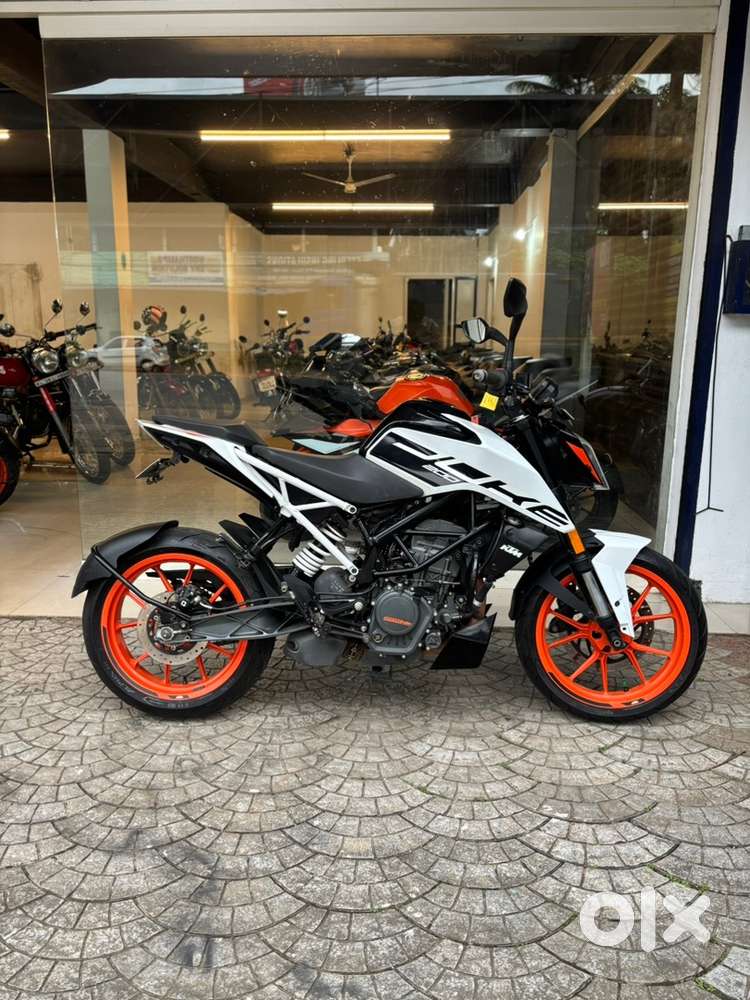 KTM DUKE 200 BS6 (Finance available)