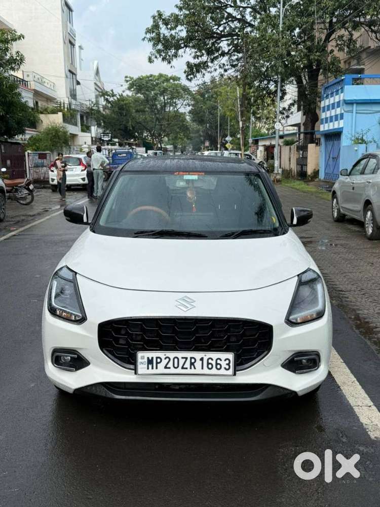 Maruti Suzuki Swift VXi + Manual, 2024, Petrol