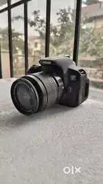 Canon EOS 700D Camera– Touch, Flip & Capture