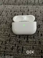 Apple Airpods pro (2nd generation) Charging Case