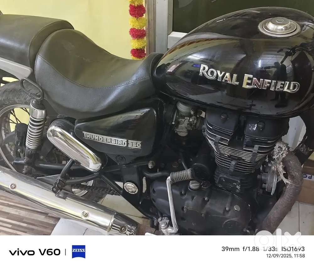 Bullet  350cc self smooth Engine at