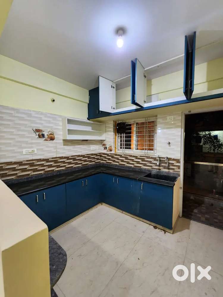 Exclusive 2bhk 27k rent Jayanagar Near by lalbagh metro station