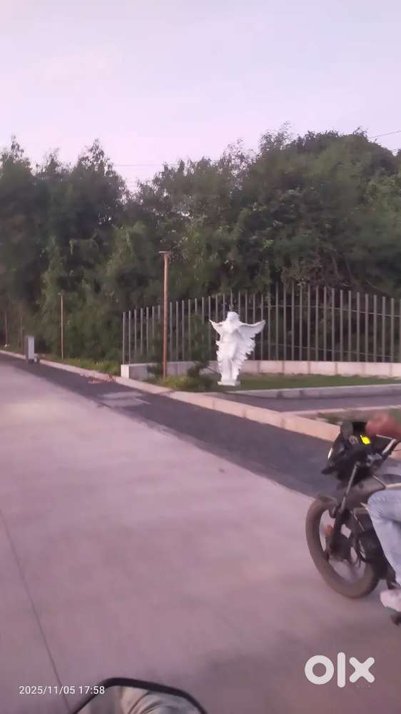 Real estate Sales Executive work from home & market according to you