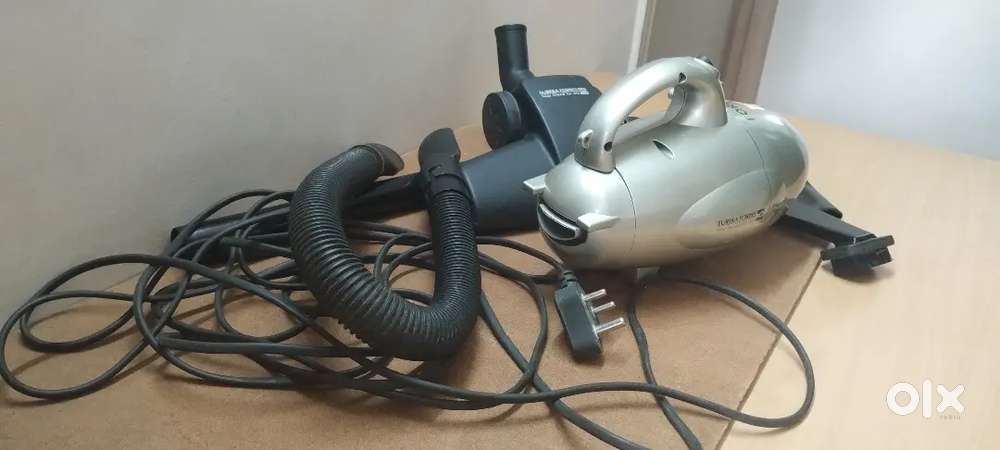 FORBES VACCUM CLEANER