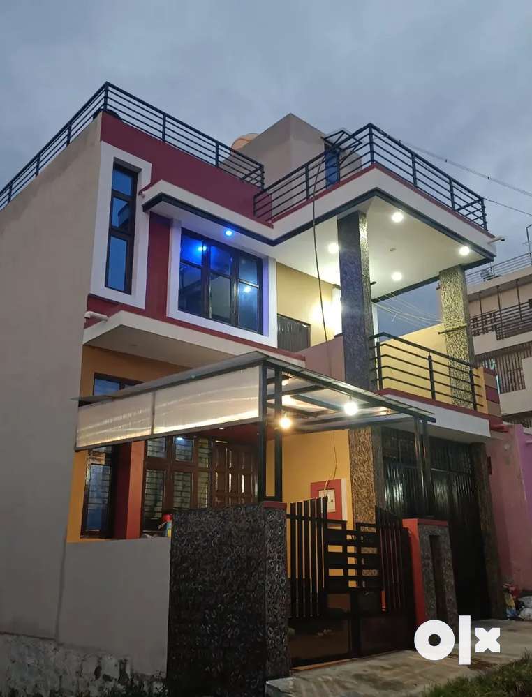 20*40 duplex house, no vastu,good ventilation, pillar structure..