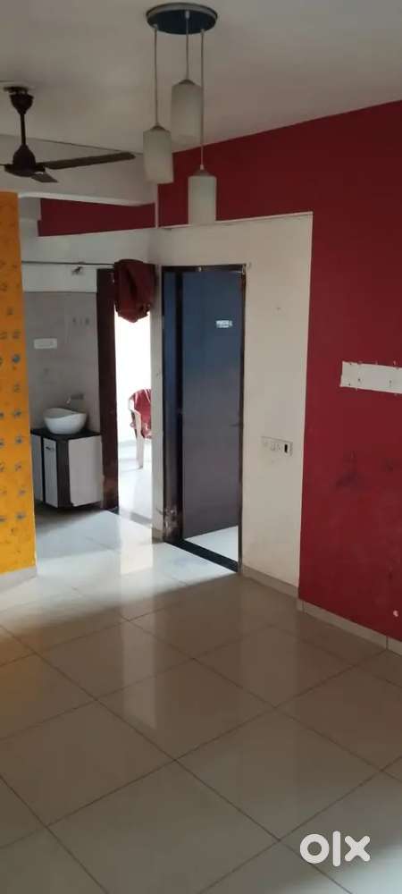 2 BHK Flat for rent at prime location atladara