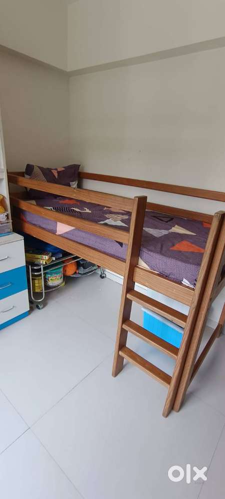 KIDS BUNK BED