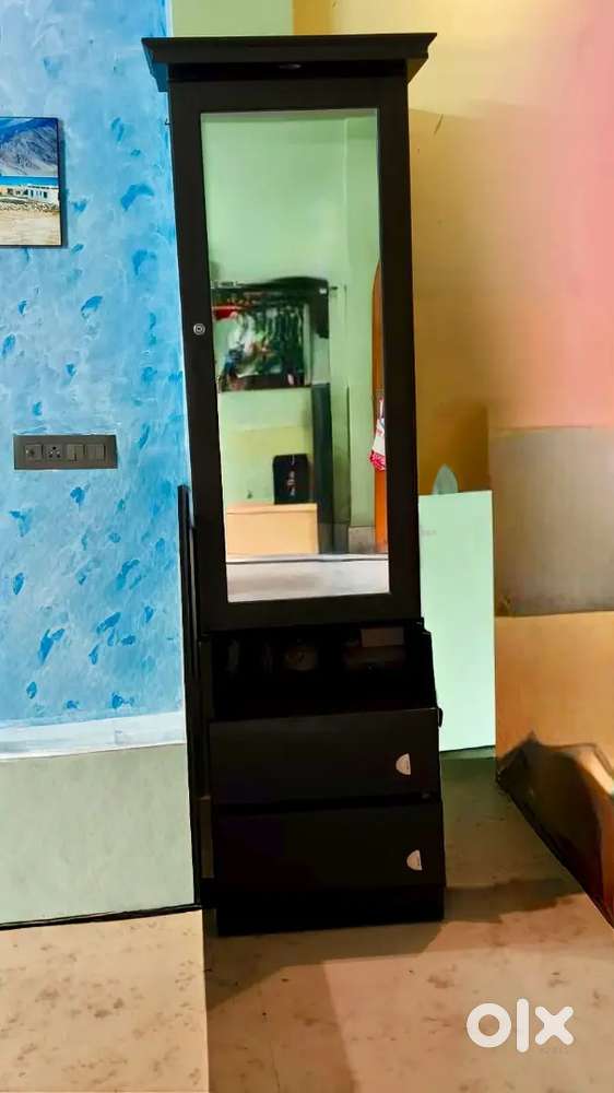 Engineerd Wooden Dressing Table Brown Colour