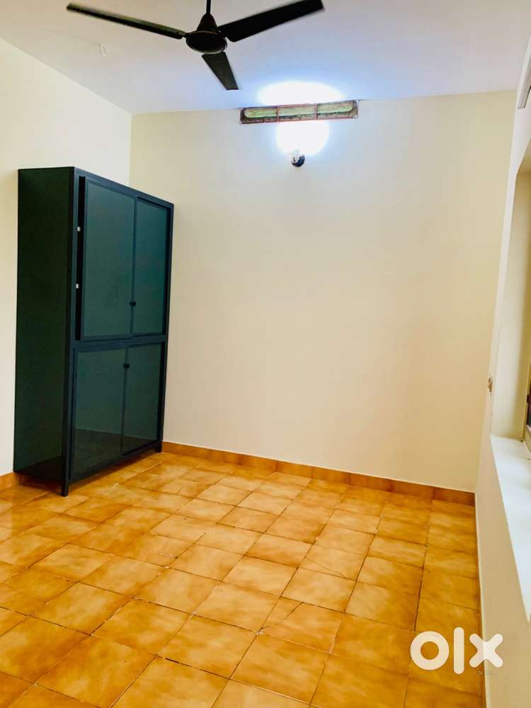 2bhk Neat First Floor of a house for rent@Ulloor Jn