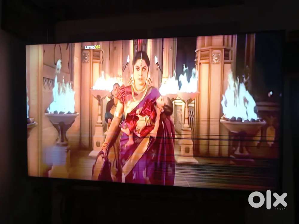 Sony55inches,Ultra4k quality, Android google TV, some lines on display