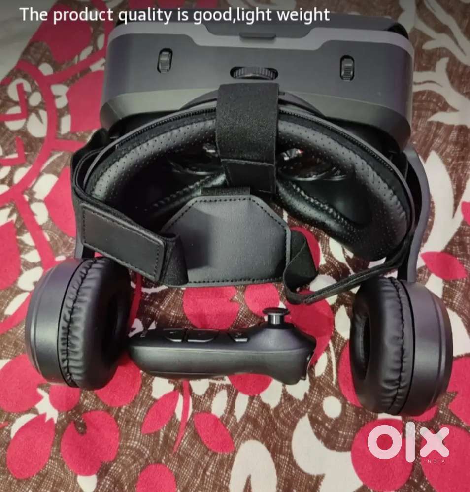 VR box , projector, laptop