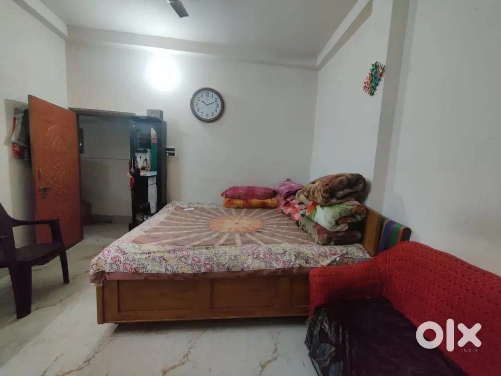 Barasat Banamalipur Moitri Sangha club er pase 2bhk flat sale ache