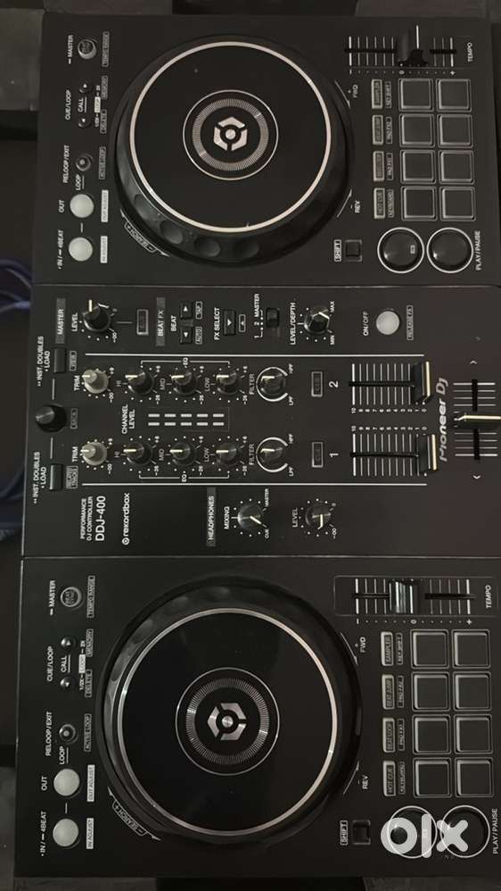 pioneer ddj 400 with fight case