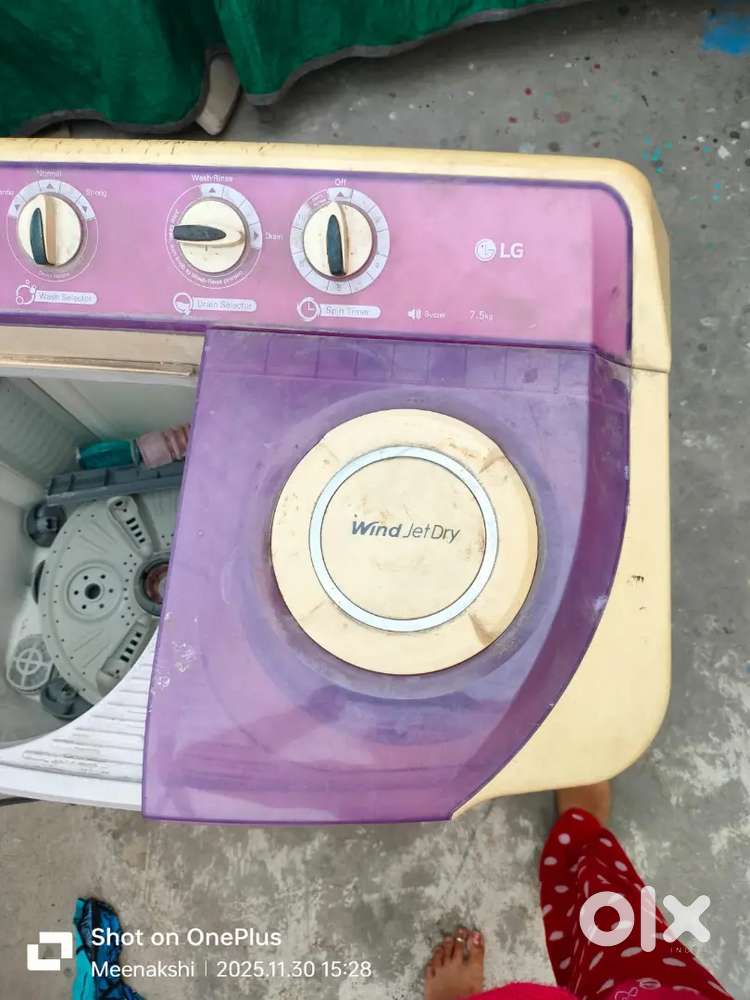 Sellong washing Machine