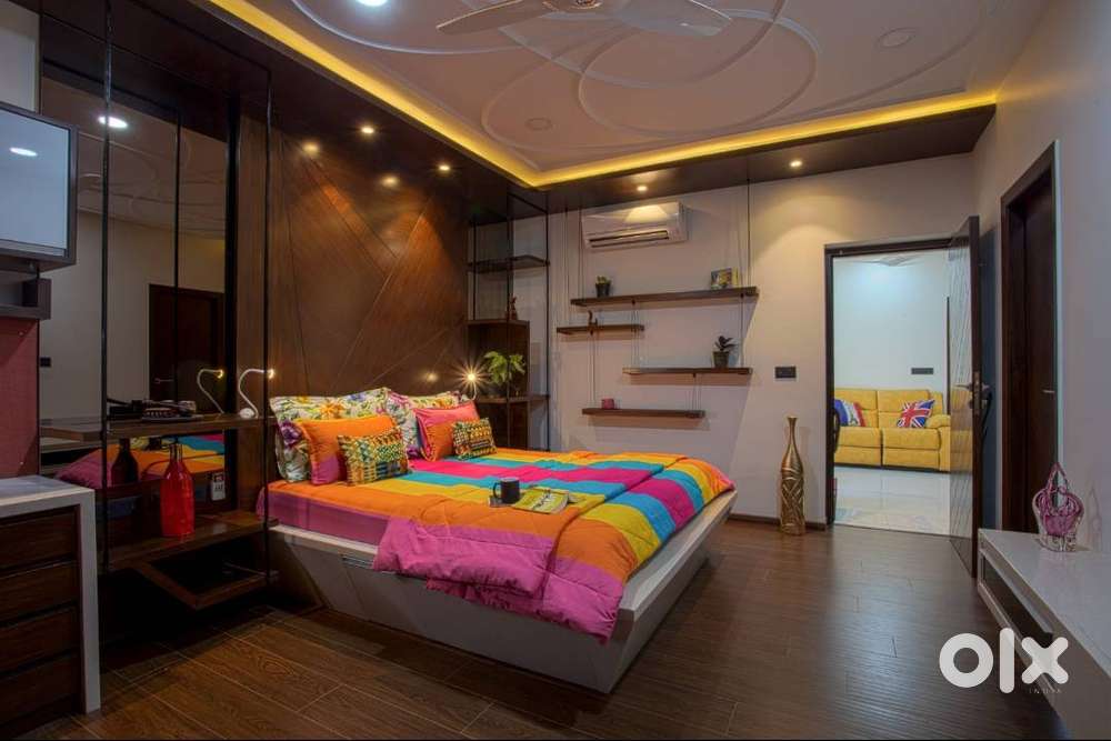 Rent - Luxurious 4 BHK @ Thaltej