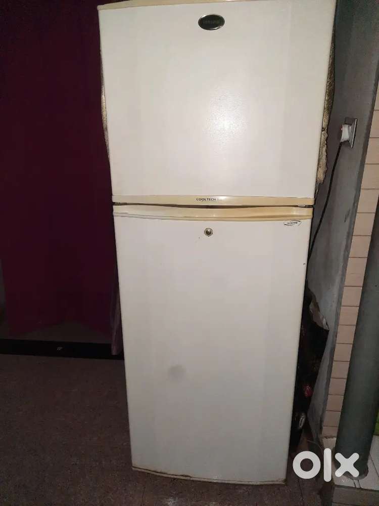 Samsung double door fridge selling