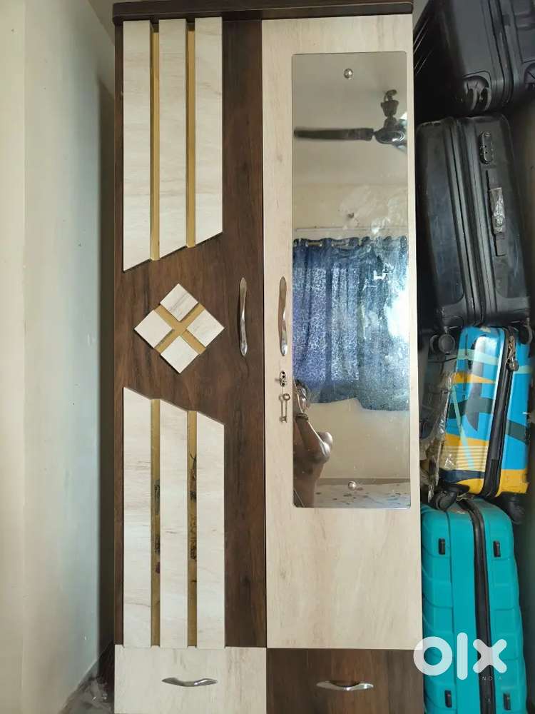 2 months old wardrobe for sale near palava city