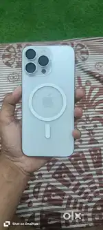 Iphone 15 pro max 265 display change phone in warranty minor dot