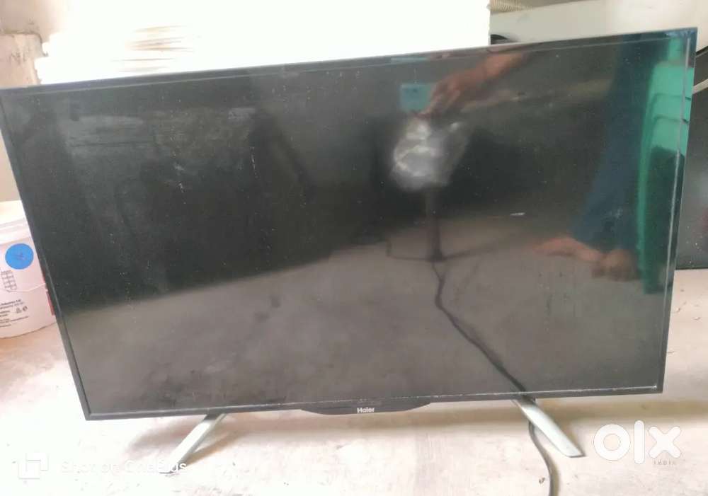 Haier LED TV – Display not working (Good for parts/repair)