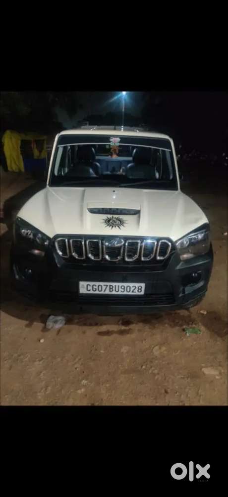 Bolero Scorpio driving ke liye driver chahie