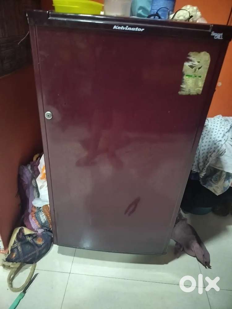 Cheapest fridge only 4000