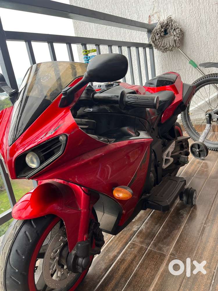 Battery operated bike for kids in very good condition