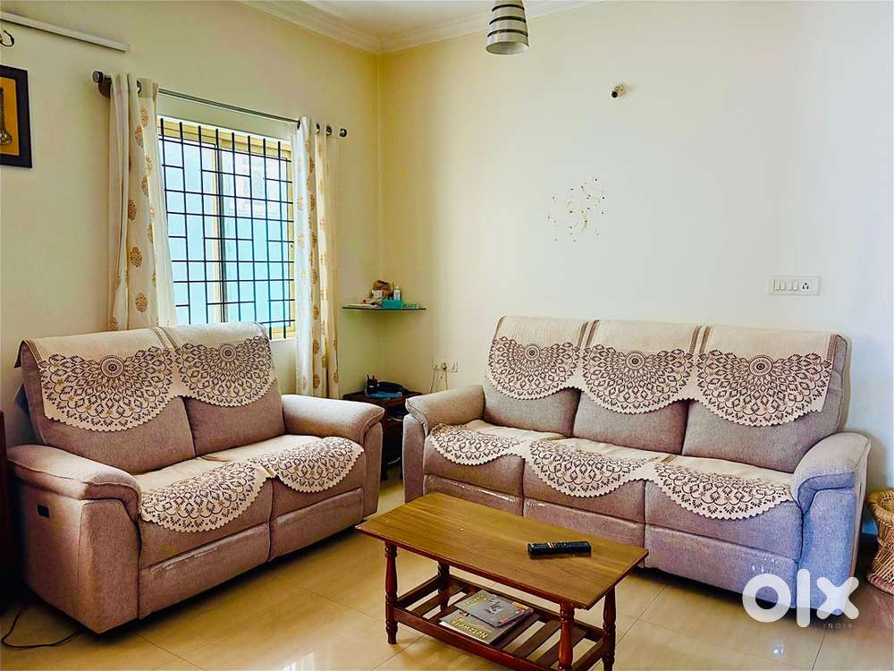 Motorized Recliner sofa set 3+2