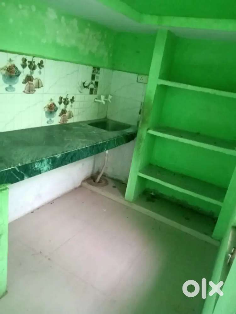 New bus stand se 500 meter door   near BNP scool