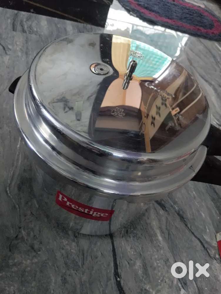 Prestige coocker 10 Ltrs Seaaled not opened