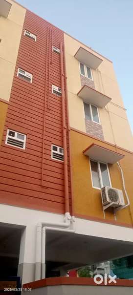 920 Sqft 2 BHK NEW LUXURY FLAT SALE READY TO MOVE VELACHERY
