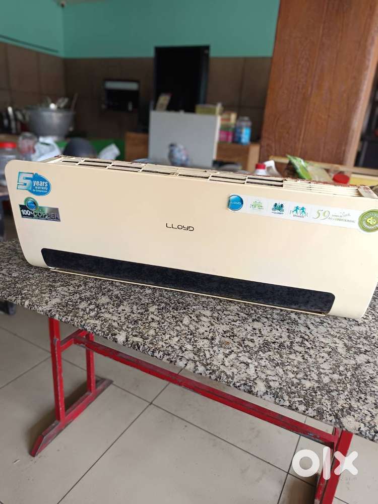 Lloyd Air conditioner