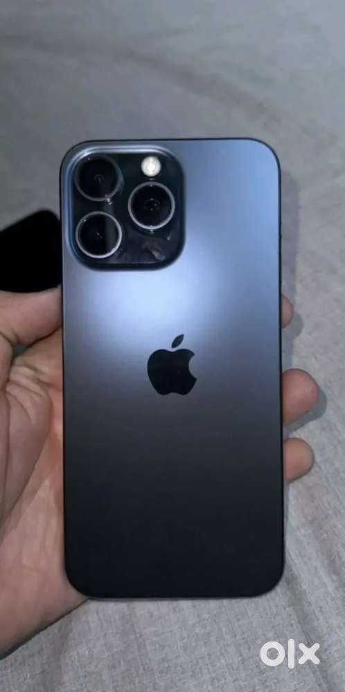 Apple 15pro refurbished model available with bill box