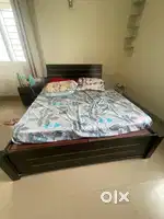 Double Bed - Mango wood