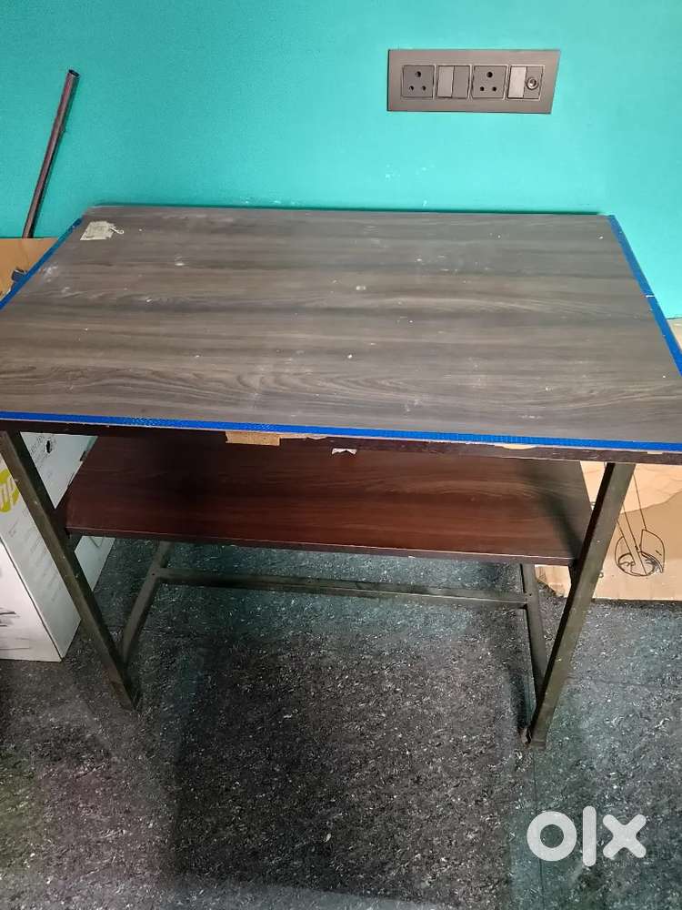Computer Table