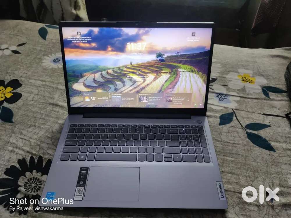 Lenovo IdeaPad slim3i i3 12gen 512ssd 8gb ram