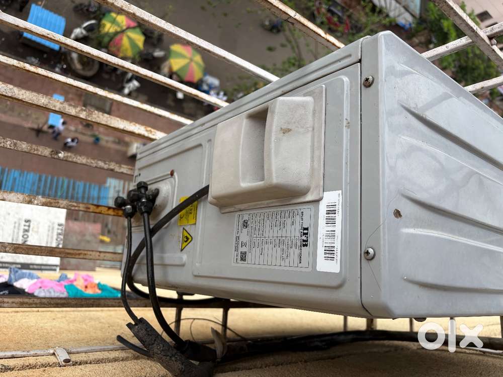 1 Ton IFB 3-Star Split AC - 2 Years Warranty Left!
