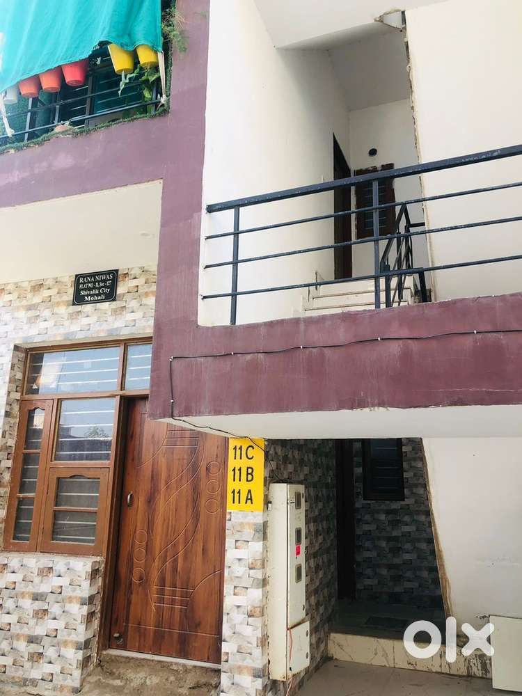 READY TO MOVE 1BHK FULLY FURNISHED FLAT IN JUST 23.90lac Sector 127