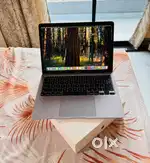 MacBook air m1 in good condition