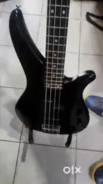 Yamaha bass guitar 170