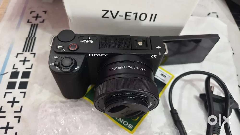Sony ZV E10 Mark 2 with 16-50mm M2 Lens, Never Used,2 year warranty