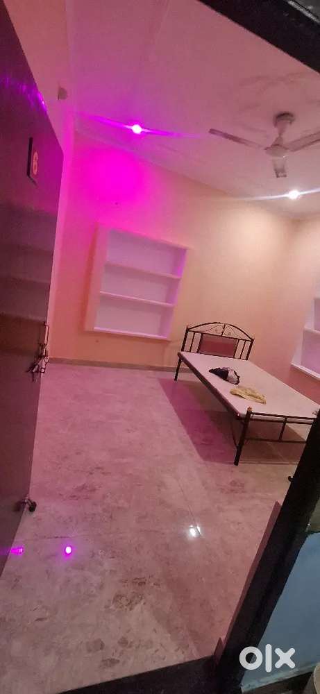 1RK Seprate Room Are Available