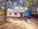 13Cent Land With Old House Thiruvalloor Alangad Near Varapuzha