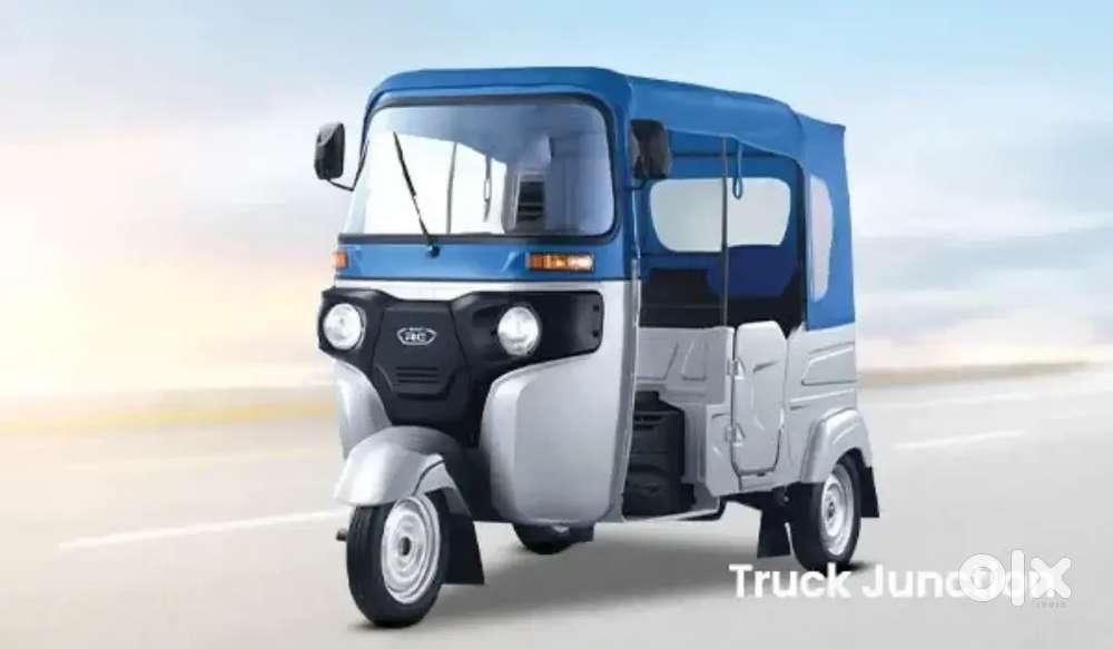 Need technician for bajaj 3 wheeler showroom