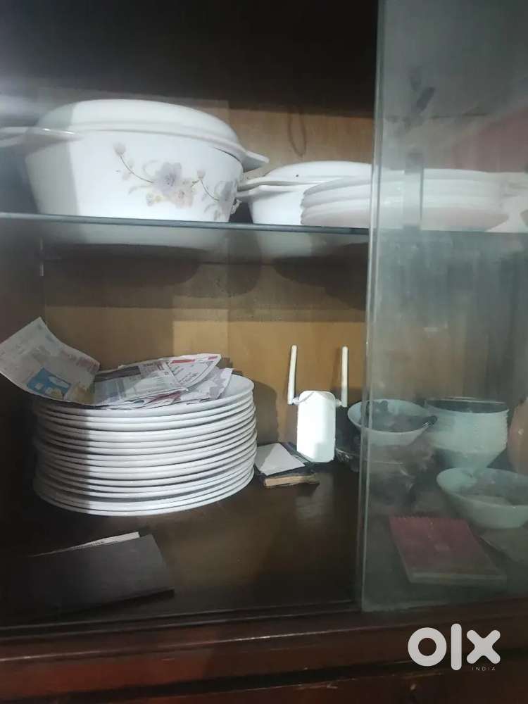 LAOPELA Crockeries in very good condition for sale