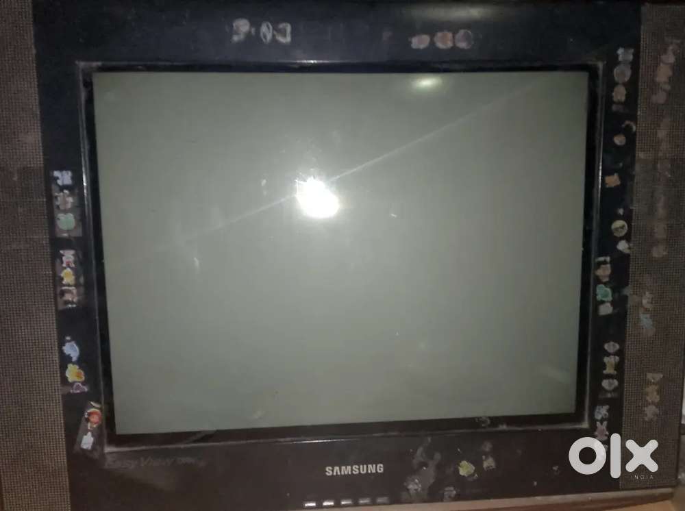 SAMSUNG TV 3 YEARS OLD