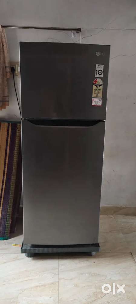 Lg double door fridge
