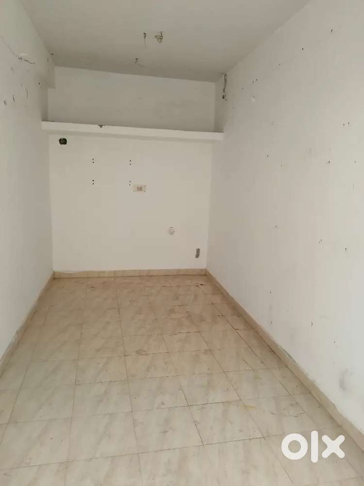 Shop/office space for rent at Avadi Nehru Bazaar